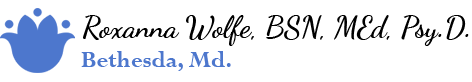 Roxanna Wolfe Logo